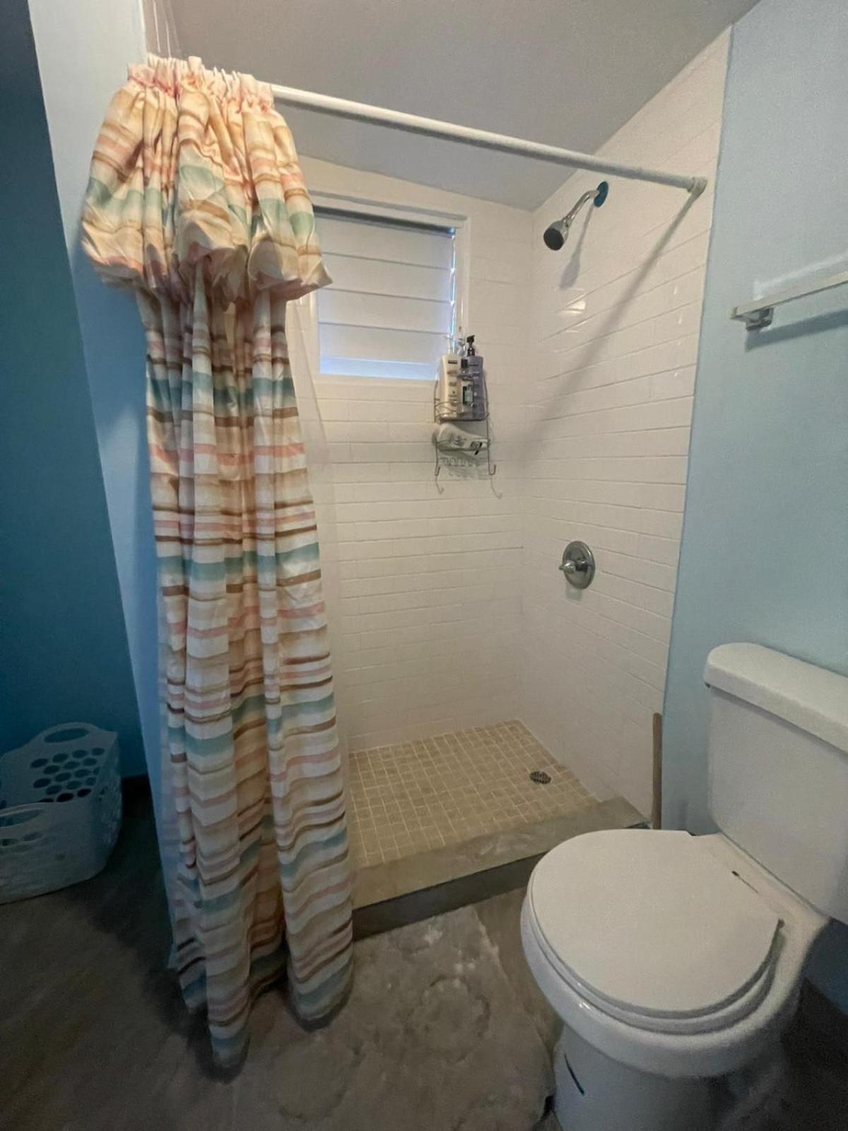 Apartamento Private Near Beach-full Bath, Kitchenette, Sleeps 2, Unit 5
